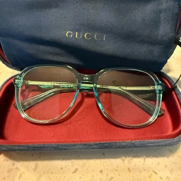 Gucci light blue women’s optical glasses brand new in case - Picture 4 of 4